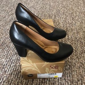 NWB Sofft Madina Black Leather Pumps